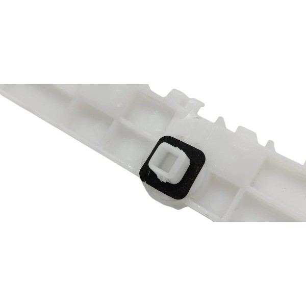 Guia Parachoque Traseiro Esquerdo Eclipse Cross 1.5 4x2 2025