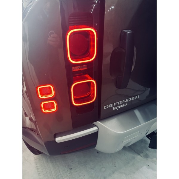 SUCATA Land Rover Defender 2.0 P300 S 110 4WD 2020