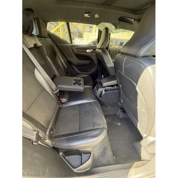 SUCATA XC40