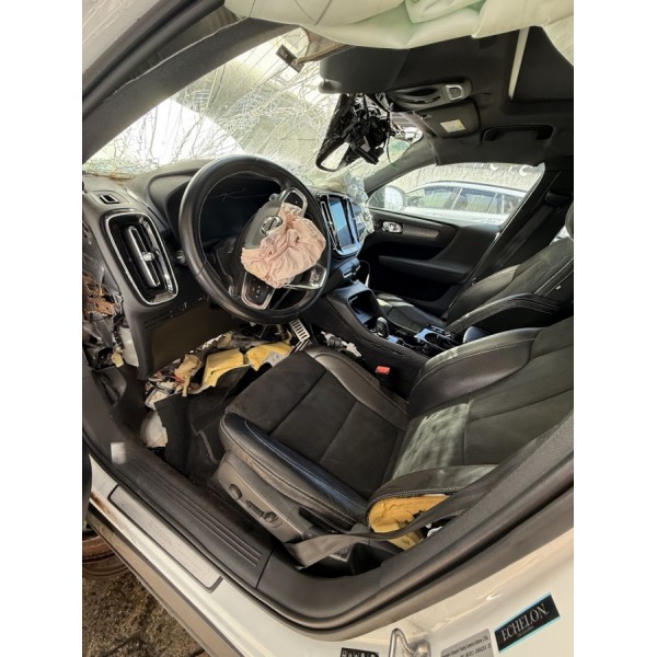 SUCATA XC40