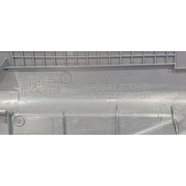 Soleira Porta Direita Mitsubishi Eclipse Cross 4x2 2025 Preto