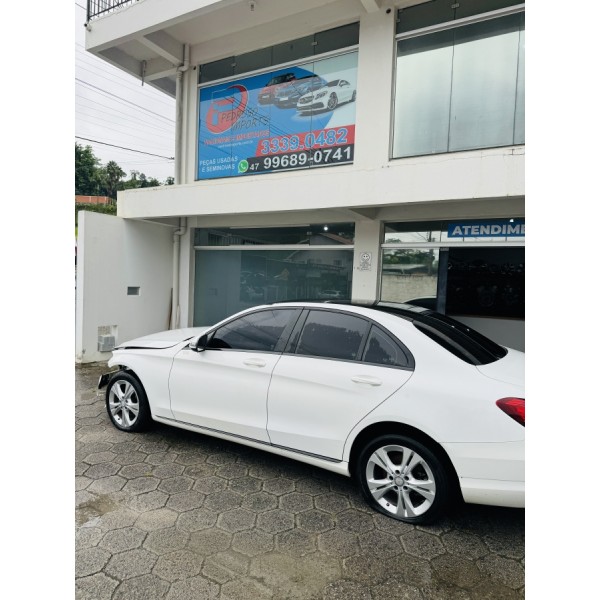 SUCATA M. BENZ C180