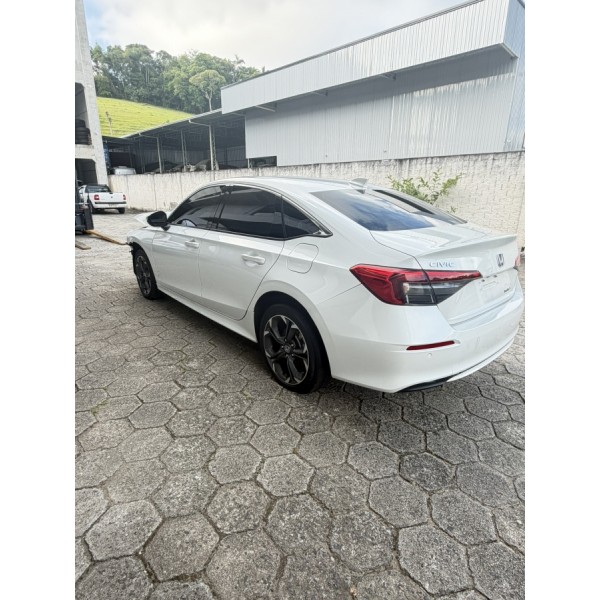 SUCATA Honda Civic Touring 2.0 HEV 2024