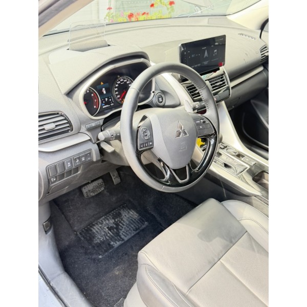 SUCATA Mitsubishi Eclipse Cross HPE