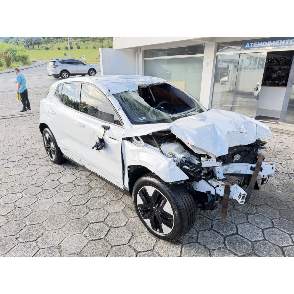 SUCATA VOLVO EX30 E40 CORE