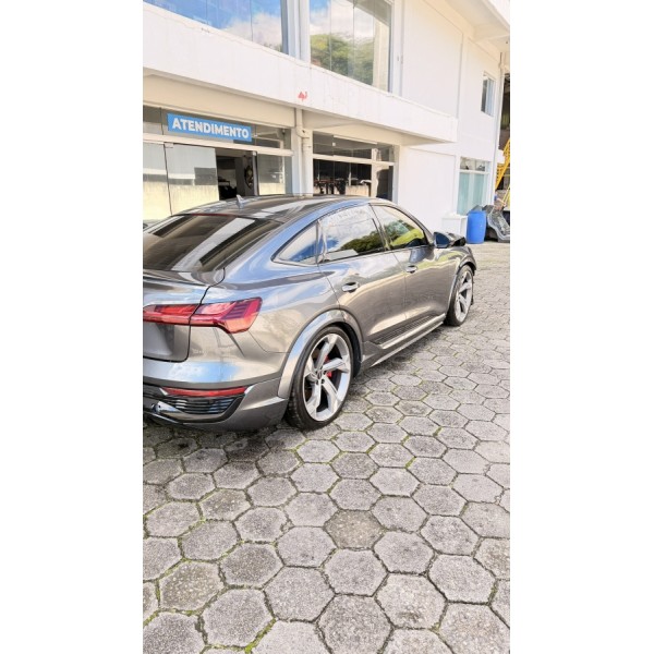 SUCATA AUDI SQ8 SB E TRON