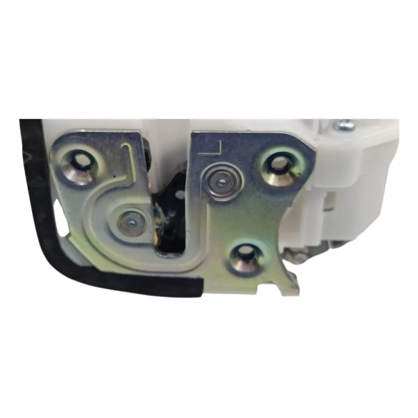 Fechadura Porta Dianteira Esquerda Eclipse Cross 2025