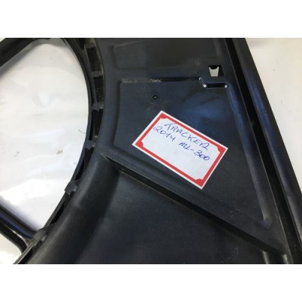 Defletror Suporte Ventoinha Gm Tracker Ltz 1.8 2015