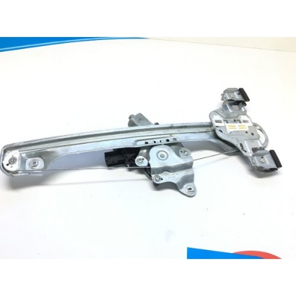 Maquina De Vidro Traseira Direita Gm Tracker Ltz 1.8 2015