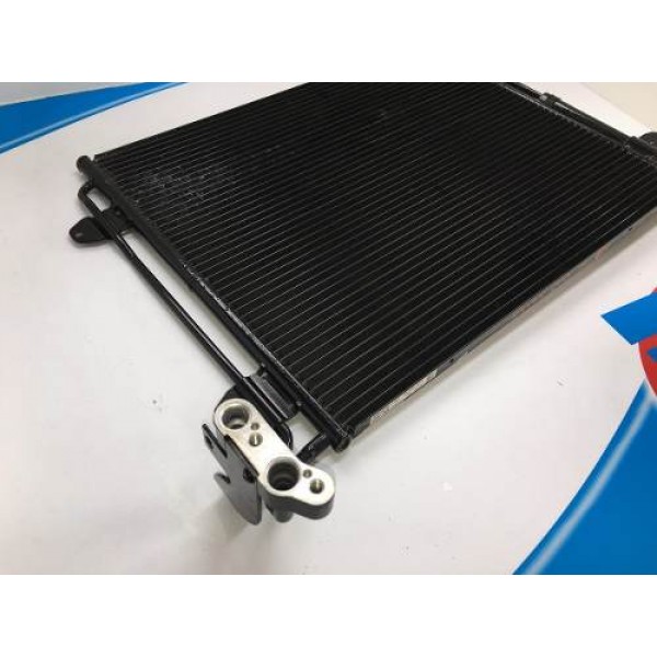 Condensador Ar Condicionad Volkswagen Tiguan 2013 5n0820411e