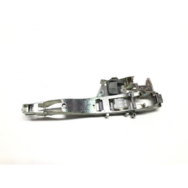 Suporte Maçaneta De Porta Externa Esq.peugeot 308 Thp 2015