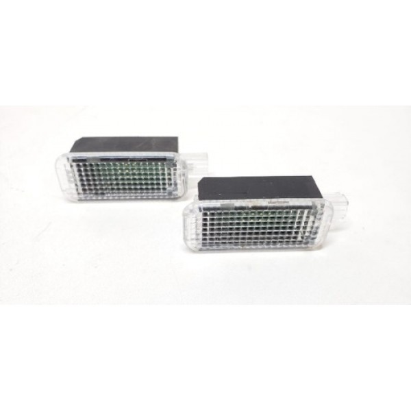 Luz Porta Audi A3 1.8 Sportback 2014 4e0947415