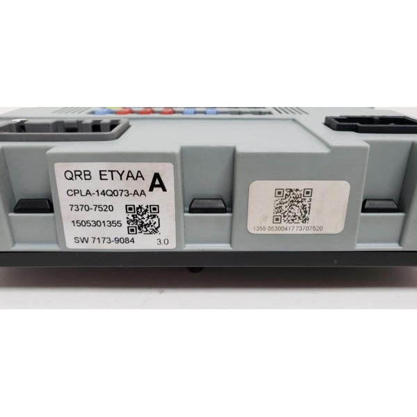 Caixa Fusível Land Rover Discovery Sport Hse 2015 Cpla-14q07