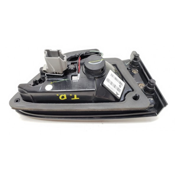 Sinaleira Tampa Traseira Direita Jeep Compass 2018 P55112684 Direito Vermelho