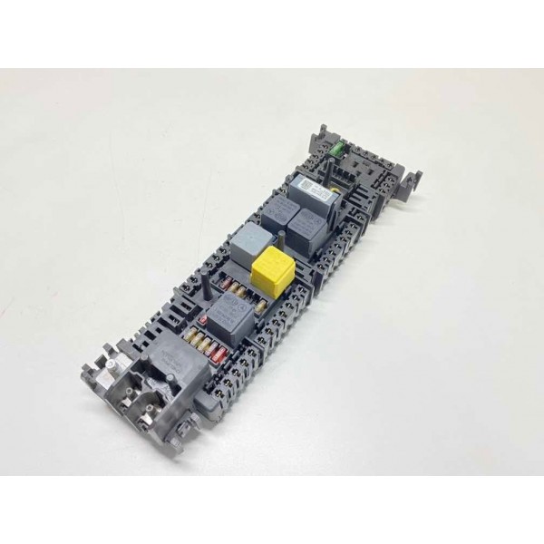 Caixa De Fusível Mercedes-benz A200 2016 A2469066600