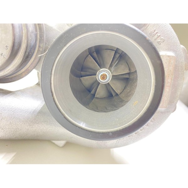 Turbina Motor Mercedes Amg S63 5.5 V8 2015 Lado Esquerdo