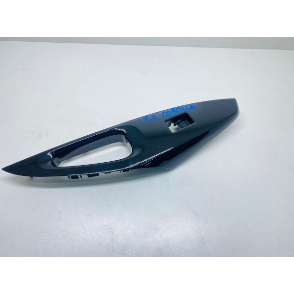Painel Interruptor Porta Traseira Esquerda Corolla Hybrid 20