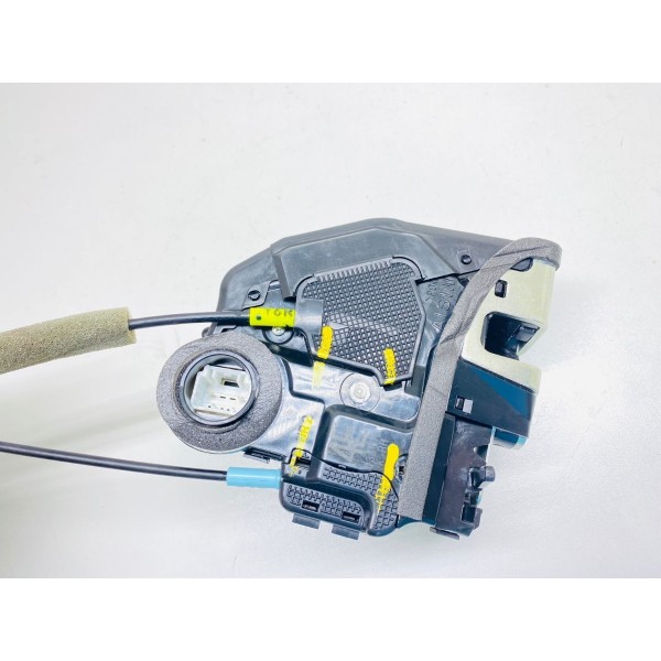 Fechadura Porta Traseira Direito Toyota Corolla Hybrid 2020