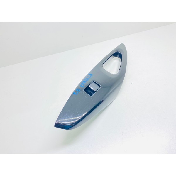 Painel Interruptor Porta Traseira Direita Corolla Hybrid 20