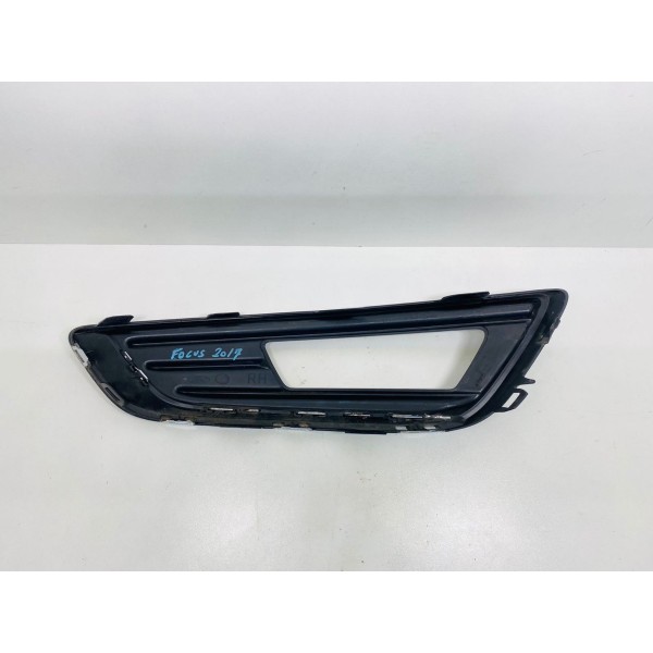 Moldura Farol De Milha Esquerdo Ford Focus 2018  F1eb15a298b