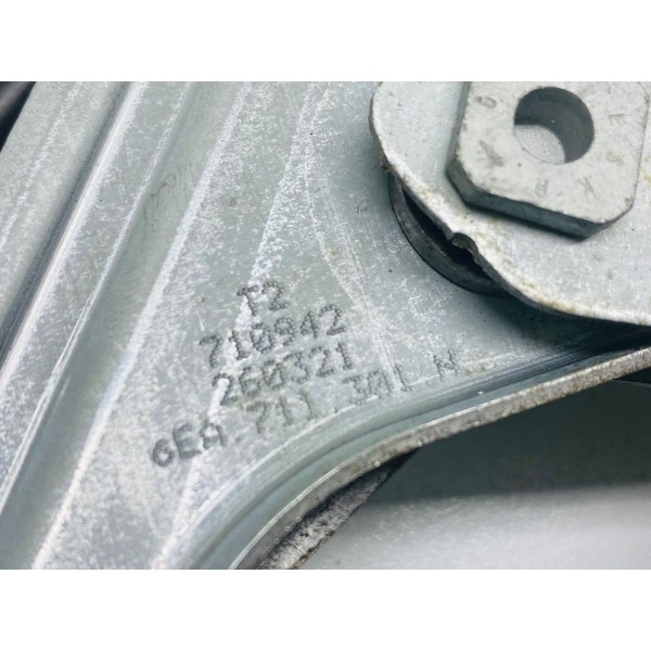 Alavanca Freio De Mão Vw Nivus 1.0 Tsi 2021 Cód. 6ea711301n