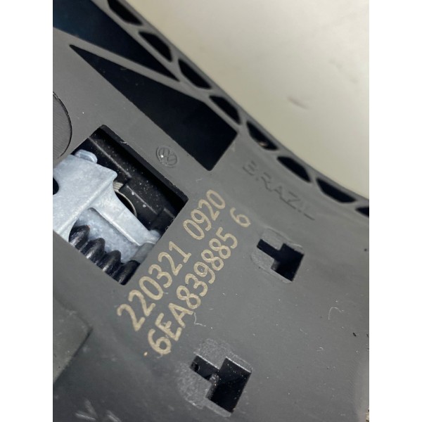 Maçaneta Traseira Direita Vw Nivus 1.0 Tsi 2021  6ea839885 Cinza