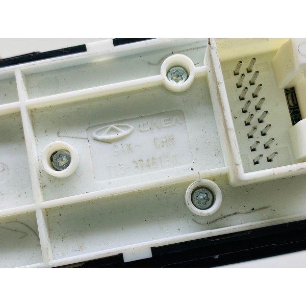 Botão Vidro Elétrico Dianteira Esquerda Chery Tiggo 5x 2020