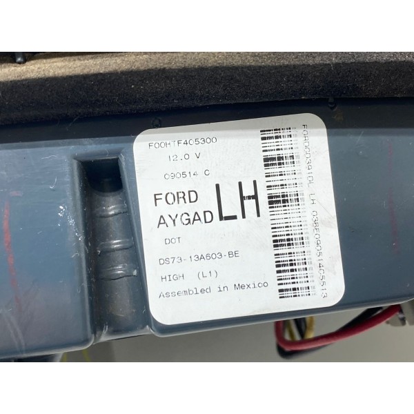 Lanterna Capô Traseiro Esquerda Ford Fusion Ecoboost 2015