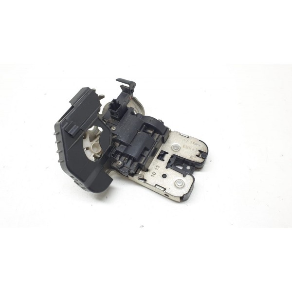 Fechadura Tampa Porta Malas Audi A4 2.0 Tfsi 2012 8r0827505