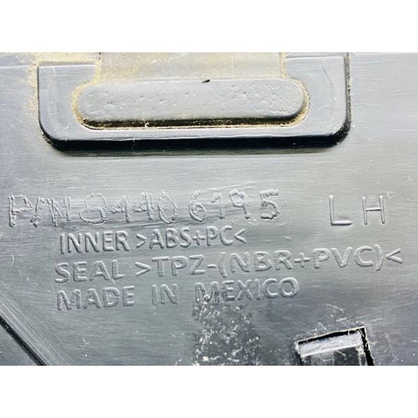 Aplique Aerofólio Esquerdo Gm Equinox Premier 2.0 Turbo 2019