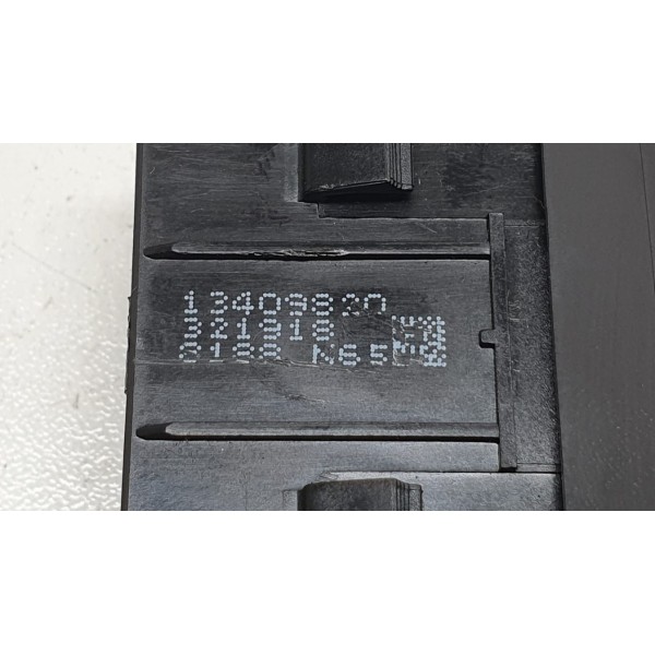 Botão Alerta Gm Equinox Premier 2.0 Turbo 2019 Cód. 13409820 Preto