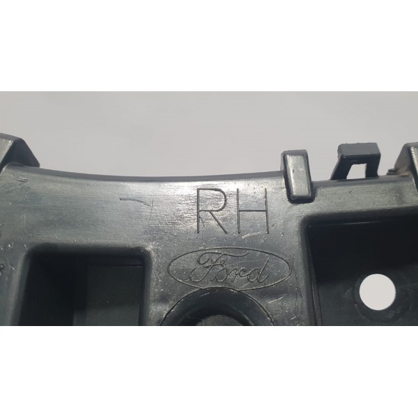 Guia Para-choque Tras Dir Ford Fusion Titanium 2.0 2017