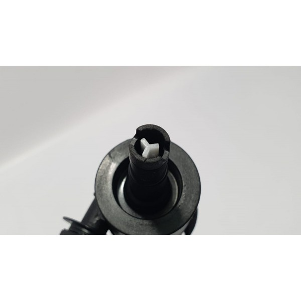 Bomba De Água Limpador Mercedes Benz A 200 2015 Cód. 1005053