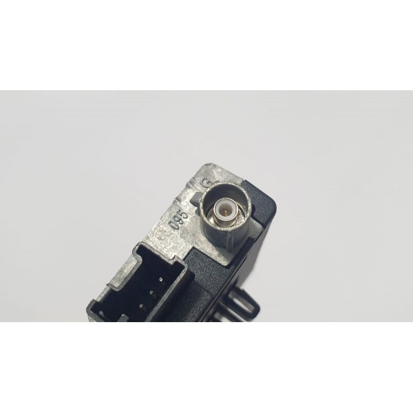 Amplificador Antena Peugeot 3008 1.6 Thp 2018 Cód 9678017080
