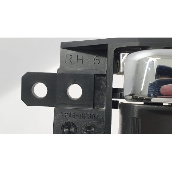 Maçaneta Interna Direito Mitsubishi Eclipse Cross Hpe-s 2019 Dianteira/traseira