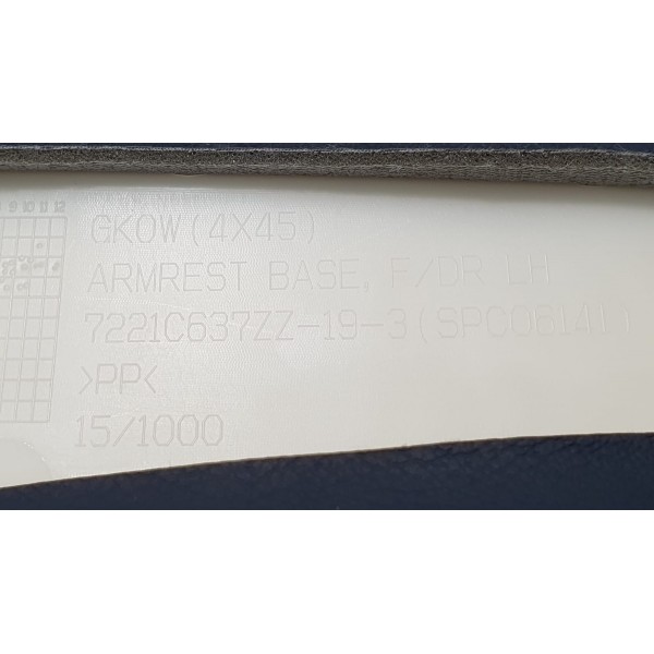 Apoio Braço Porta Dianteira Esq Mitsubishi Eclipse Cross 19 - Preto