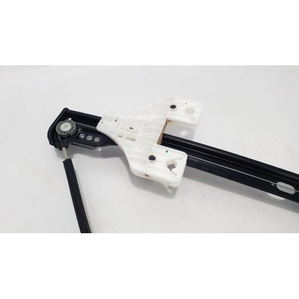 Máquina De Vidro Traseira Direita Vw Taos 1.4 250 Tsi 2022