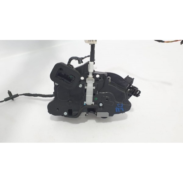 Fechadura Porta Dianteira Esquerda Vw Taos 1.4 250 Tsi 2022