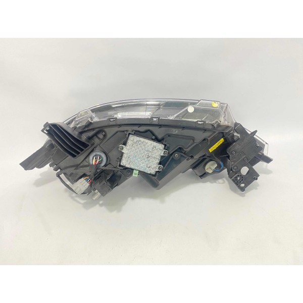 Farol Direito Mitsubishi Outlander 2019 Led Direito