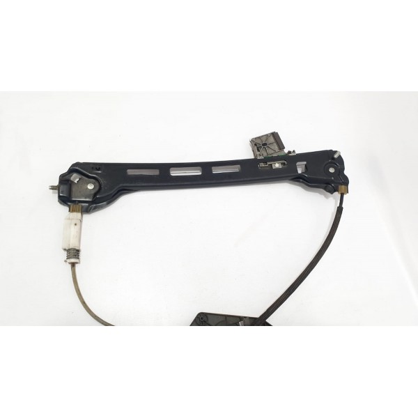 Máquina De Vidro Traseira Esquerda Vw Passat Cc 2011
