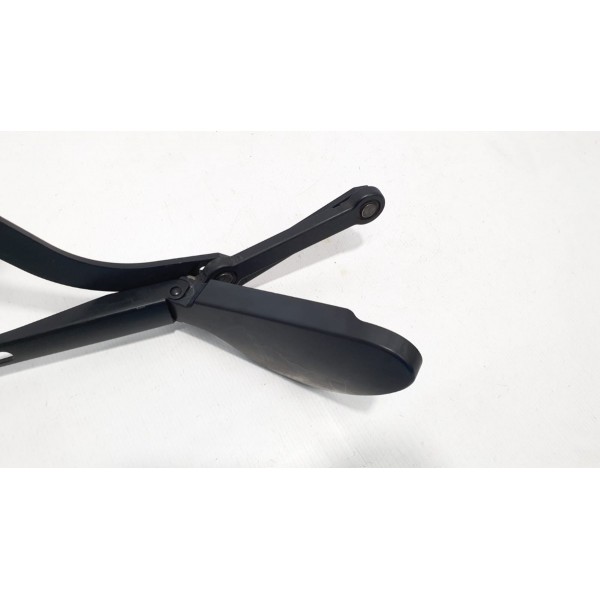 Braço Limpador Para-brisa L/direito Mercedes Benz C200 2006