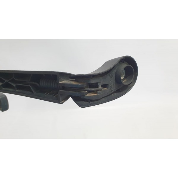 Braço Limpador Traseiro Bmw X1 Xdrive25i Sport 2016 - Esquerdo