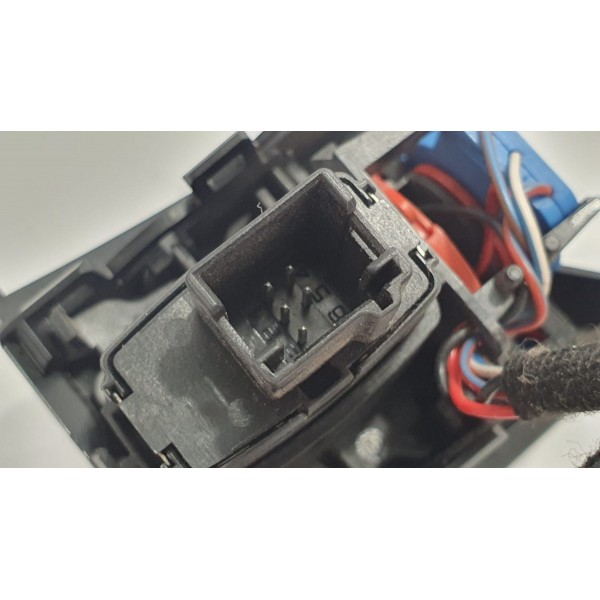 Botão Pisca Alerta Bmw 320i F30 2015 923178603 // 9710260 - Preto