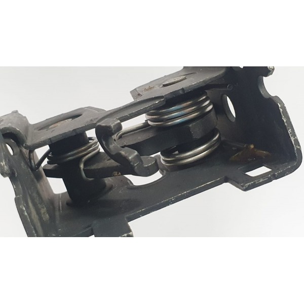 Fechadura Capô Land Rover Freelander Ii Se 3.2 2008