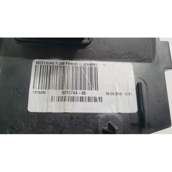 Entradas Usb E Aux Bmw X1 Xdrive25i Sport 2016 Cód 9292744