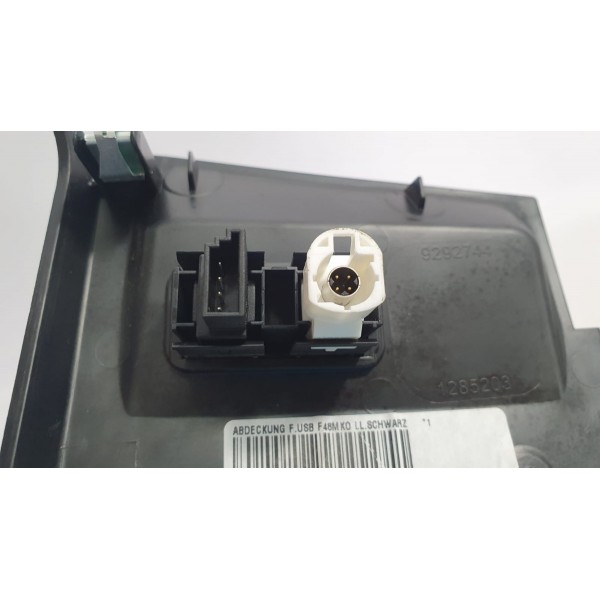 Entradas Usb E Aux Bmw X1 Xdrive25i Sport 2016 Cód 9292744
