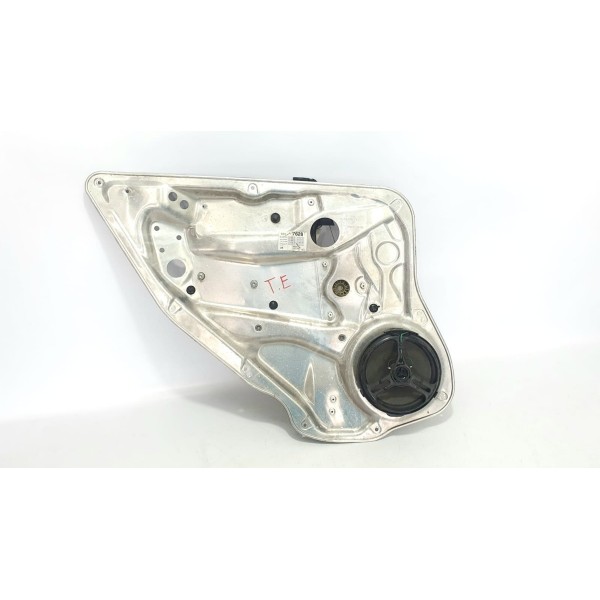 Máquina De Vidro Traseira Esquerda Mercedes C180 2010