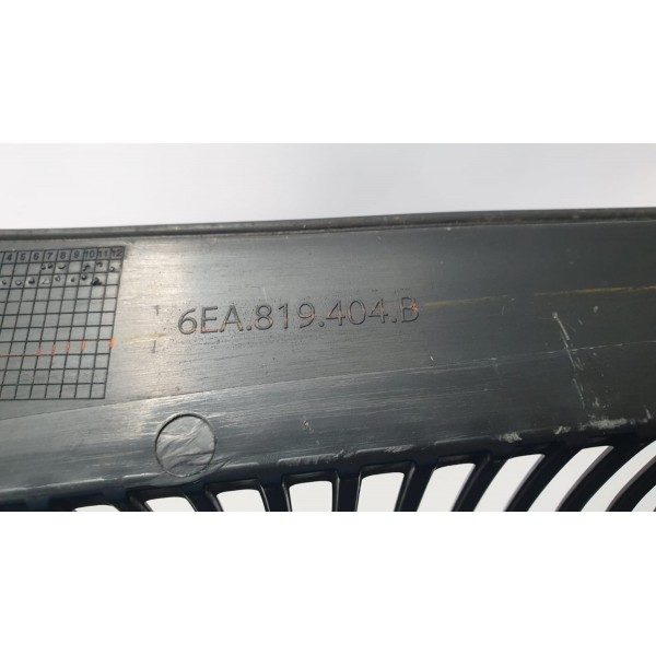 Grade Churrasqueira L/dir Vw Polo Highline 2020 C/ Detalhes Preto