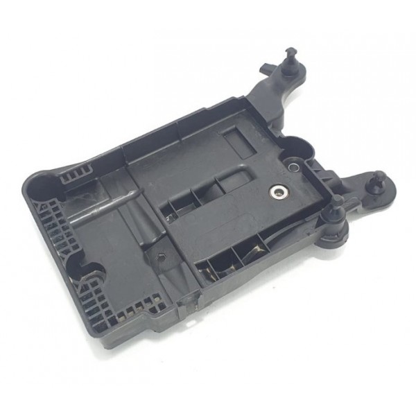 Suporte Caixa De Bateria Vw Polo Highline 2020