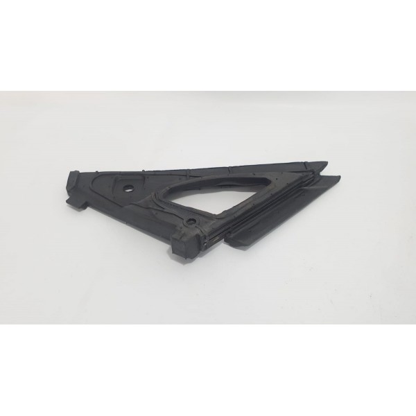 Vedação Retrovisor Dianteiro Direito Mercedes Benz C180 2017